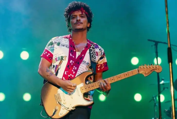 Bruno Mars and Miley Cyrus are known for their energetic stage performances.